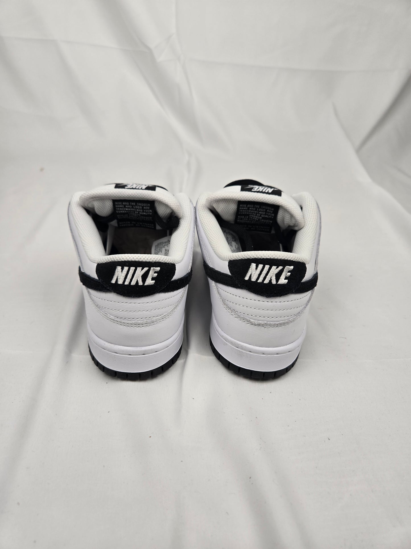 Nike SB Dunk Low 'White Black'