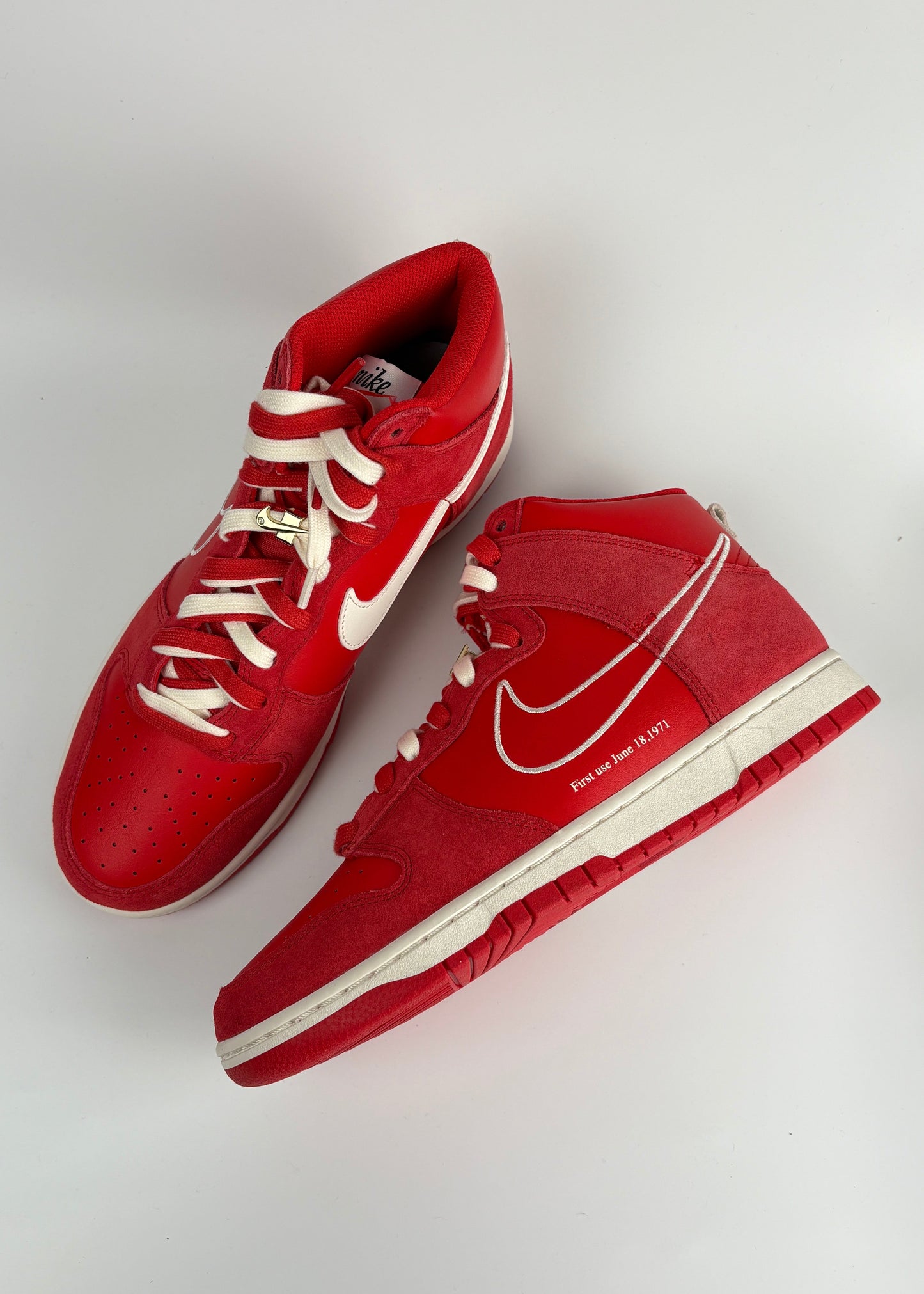 Nike Dunk High 'First Use Red'