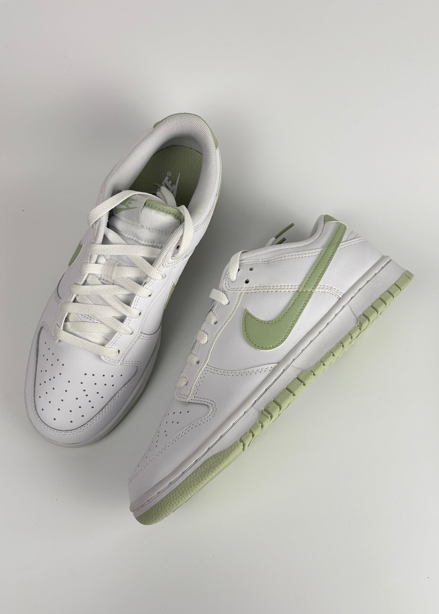 Nike Dunk Low 'Honeydew'