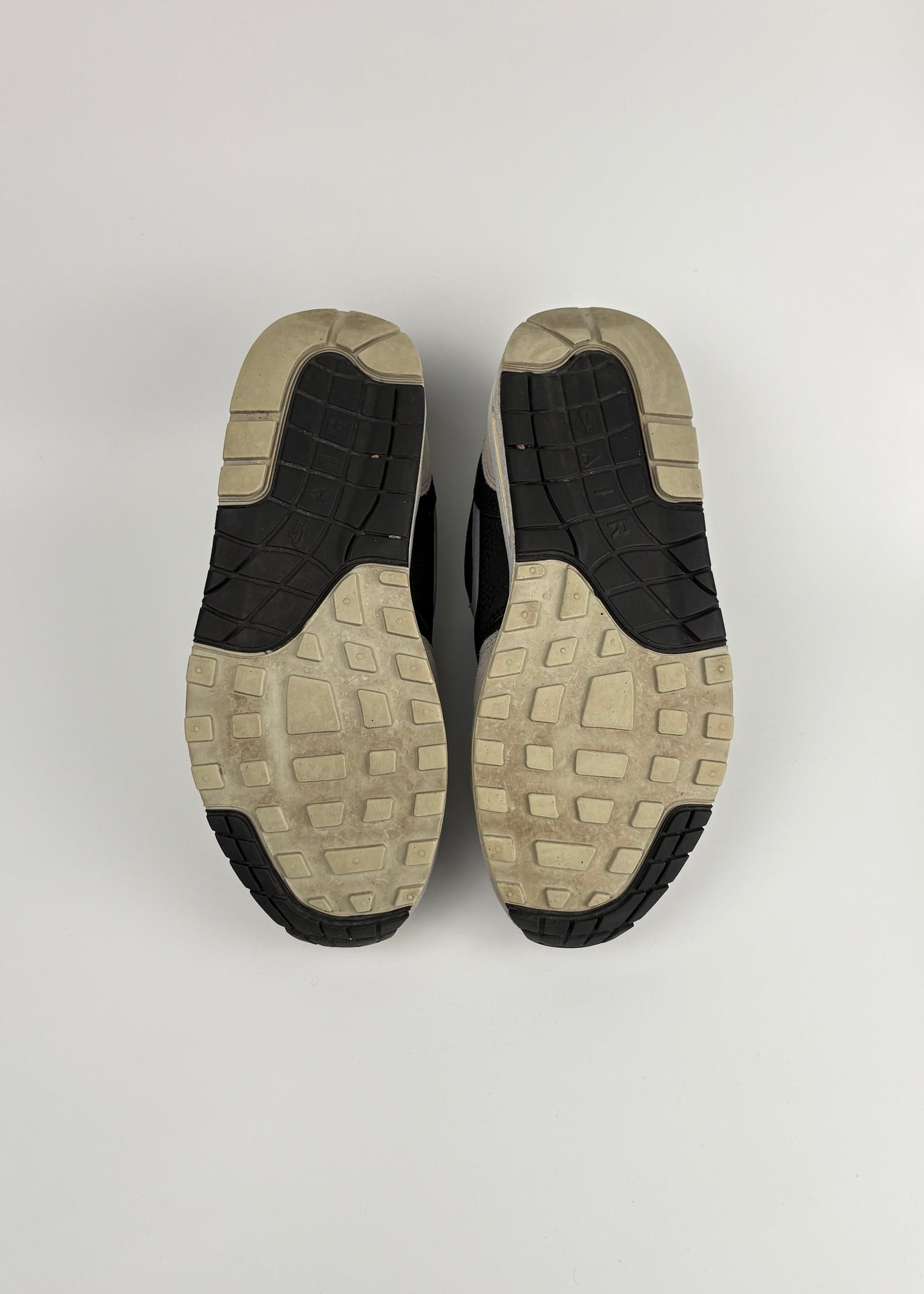 Nike Air Max 1 'Dove Grey'