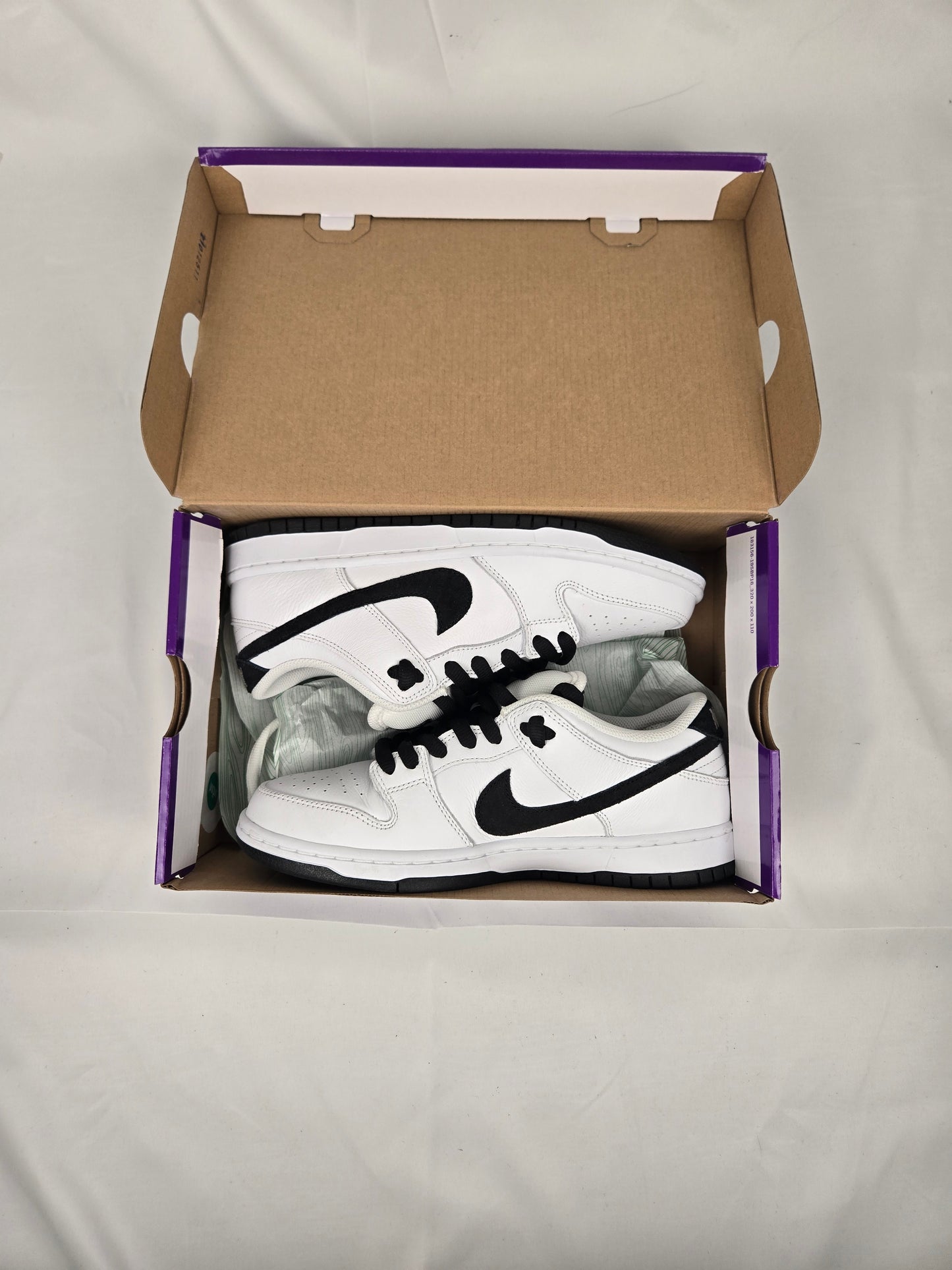 Nike SB Dunk Low 'White Black'