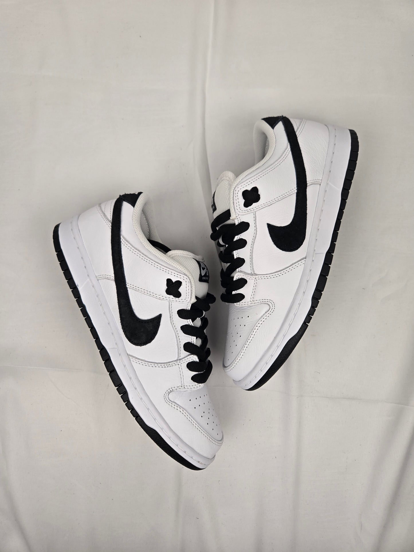 Nike SB Dunk Low 'White Black'