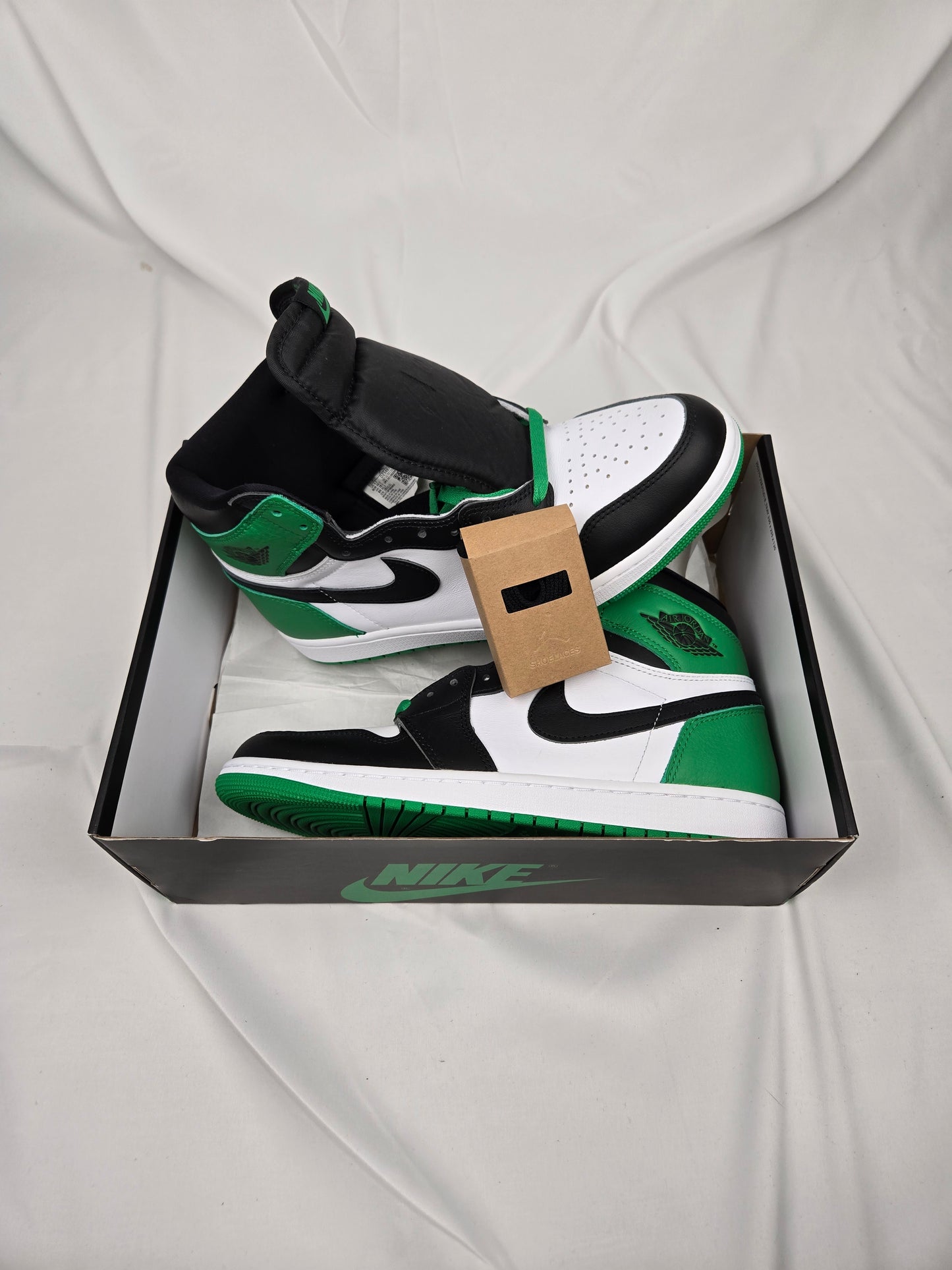 Jordan 1 Retro High OG 'Lucky Green'