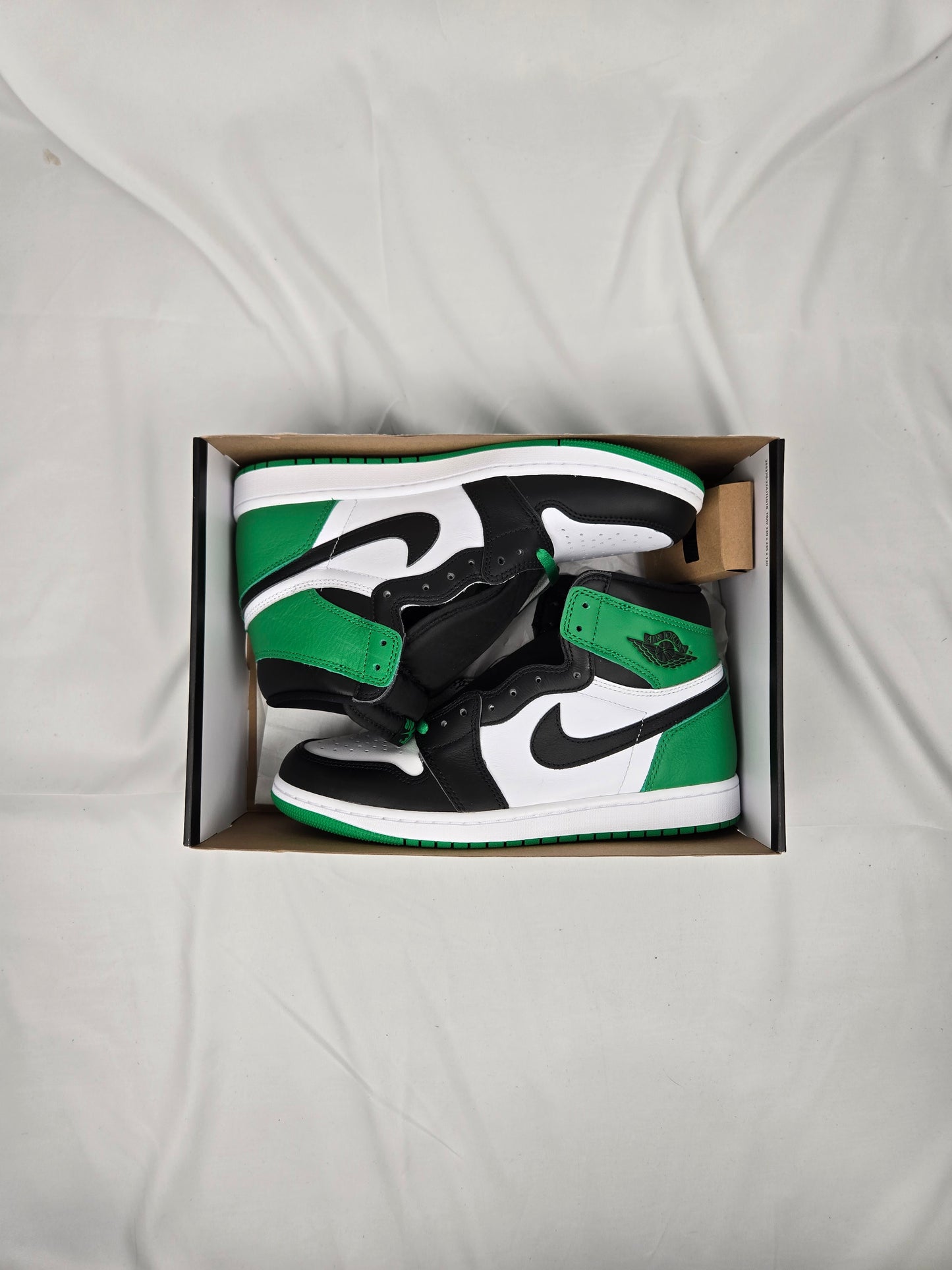 Jordan 1 Retro High OG 'Lucky Green'