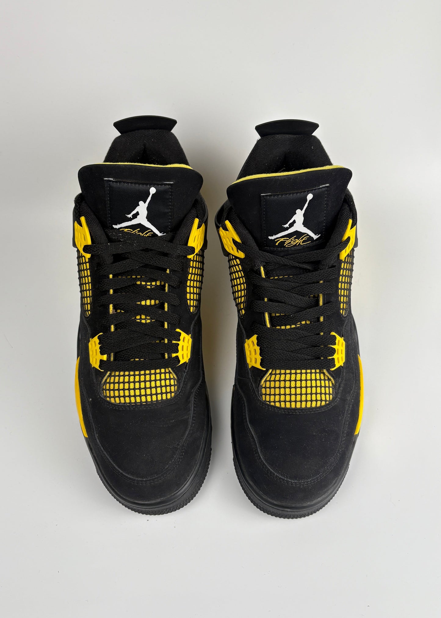 Jordan 4 Retro Thunder (2023)