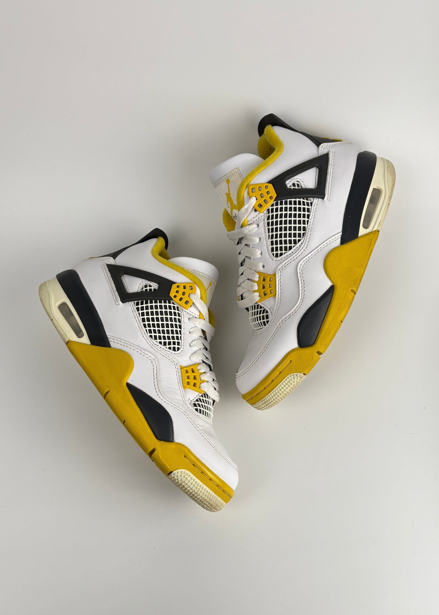 Jordan 4 Retro 'Vivid Sulfur'