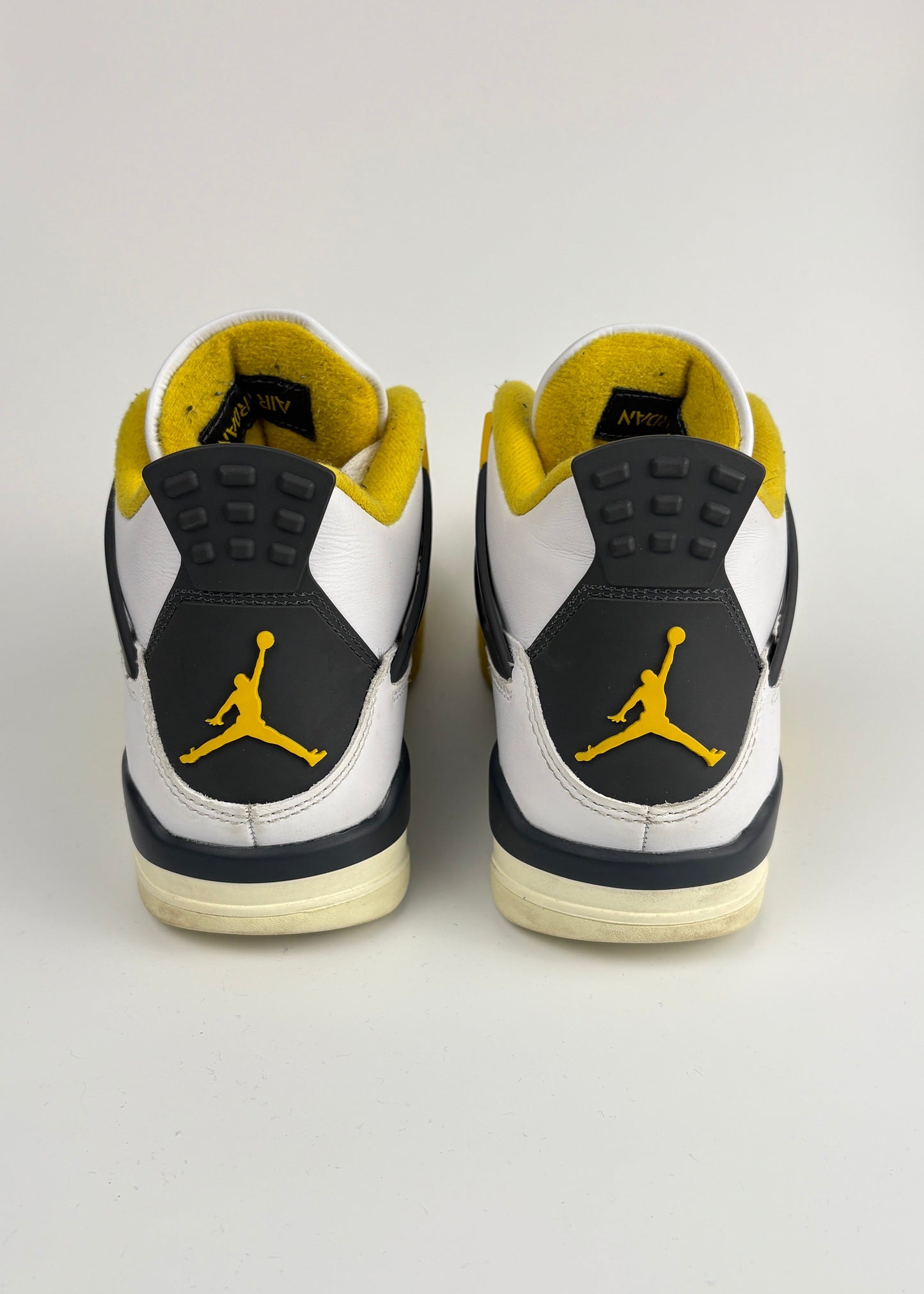 Jordan 4 Retro 'Vivid Sulfur'
