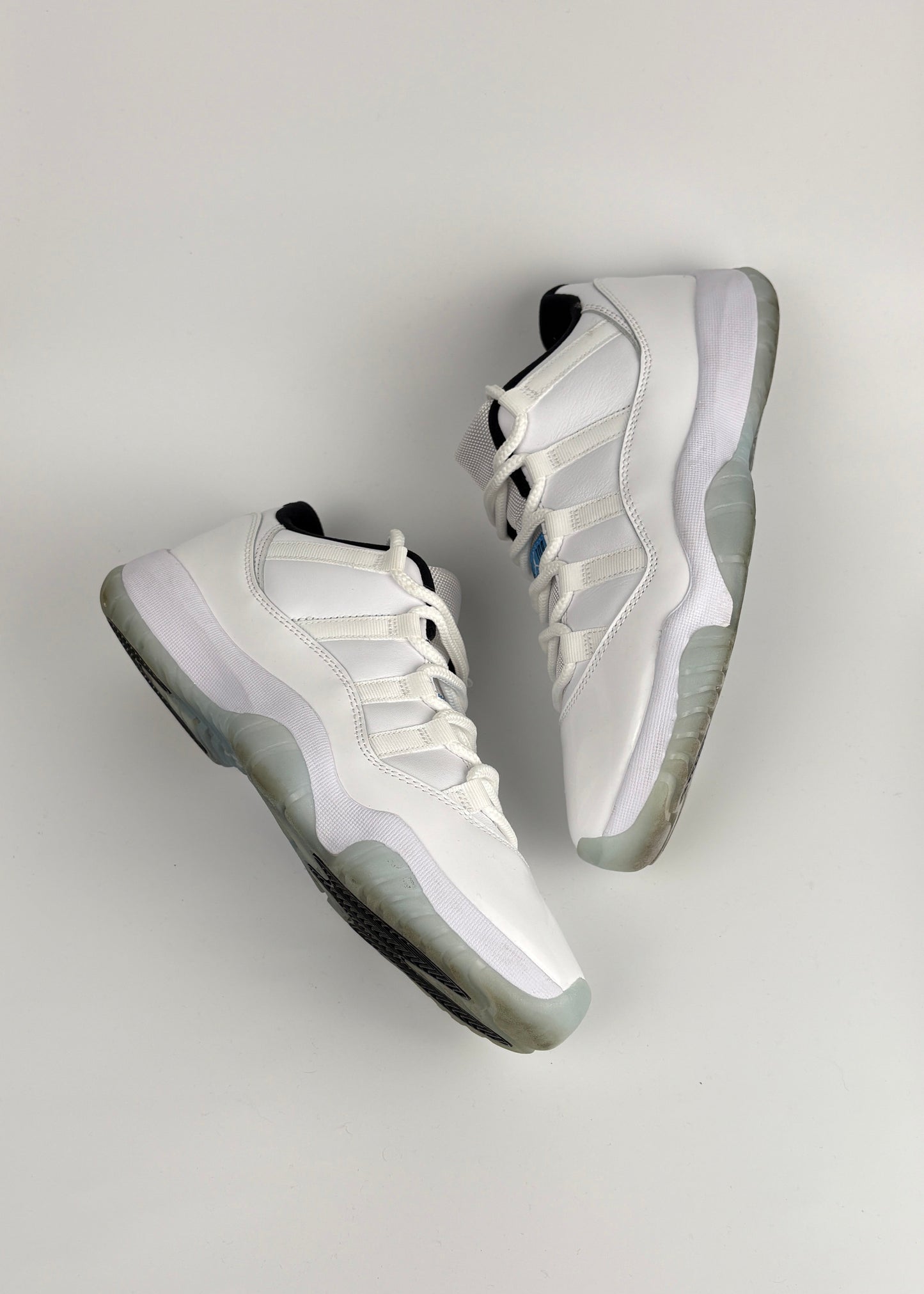 Jordan 11 Retro Low 'Legend Blue'