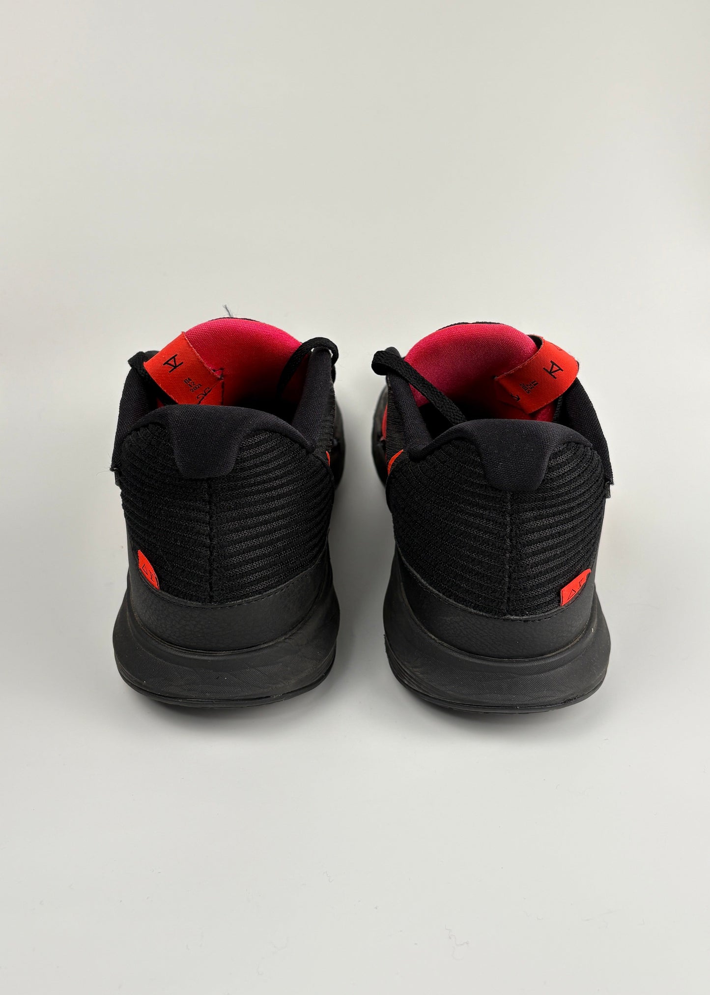 Nike Kyrie Low 5 'Black Bright Crimson'