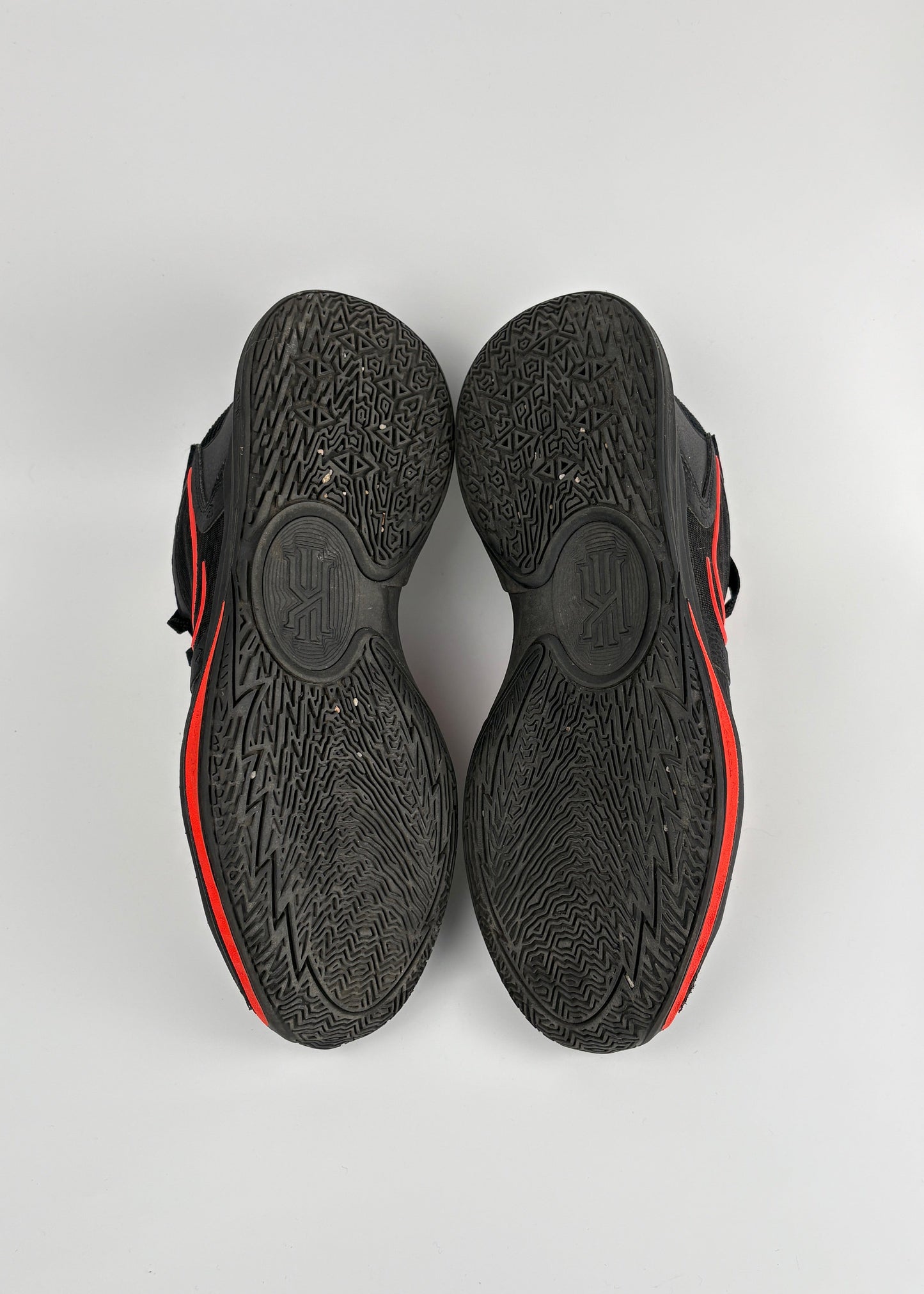 Nike Kyrie Low 5 'Black Bright Crimson'