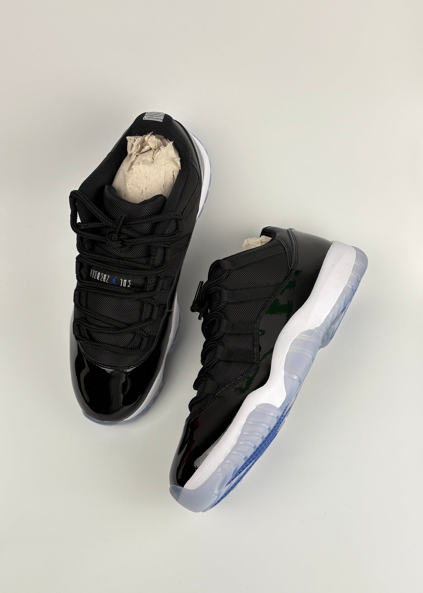Jordan 11 Retro Low 'Space Jam'