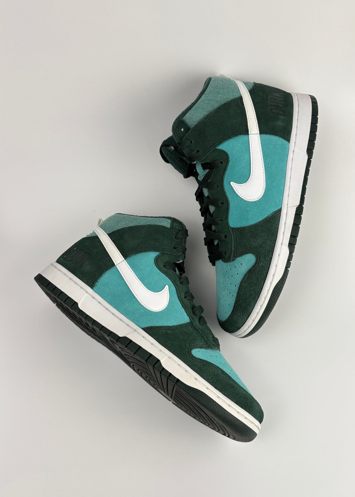 Nike Dunk High Retro SE 'Athletic Club Pro Green'